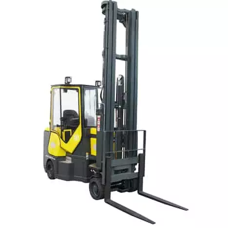 Aisle master forklift